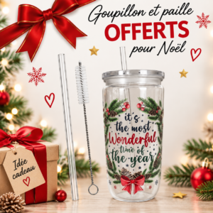 Gobelet de Noël avec paille et goupillon